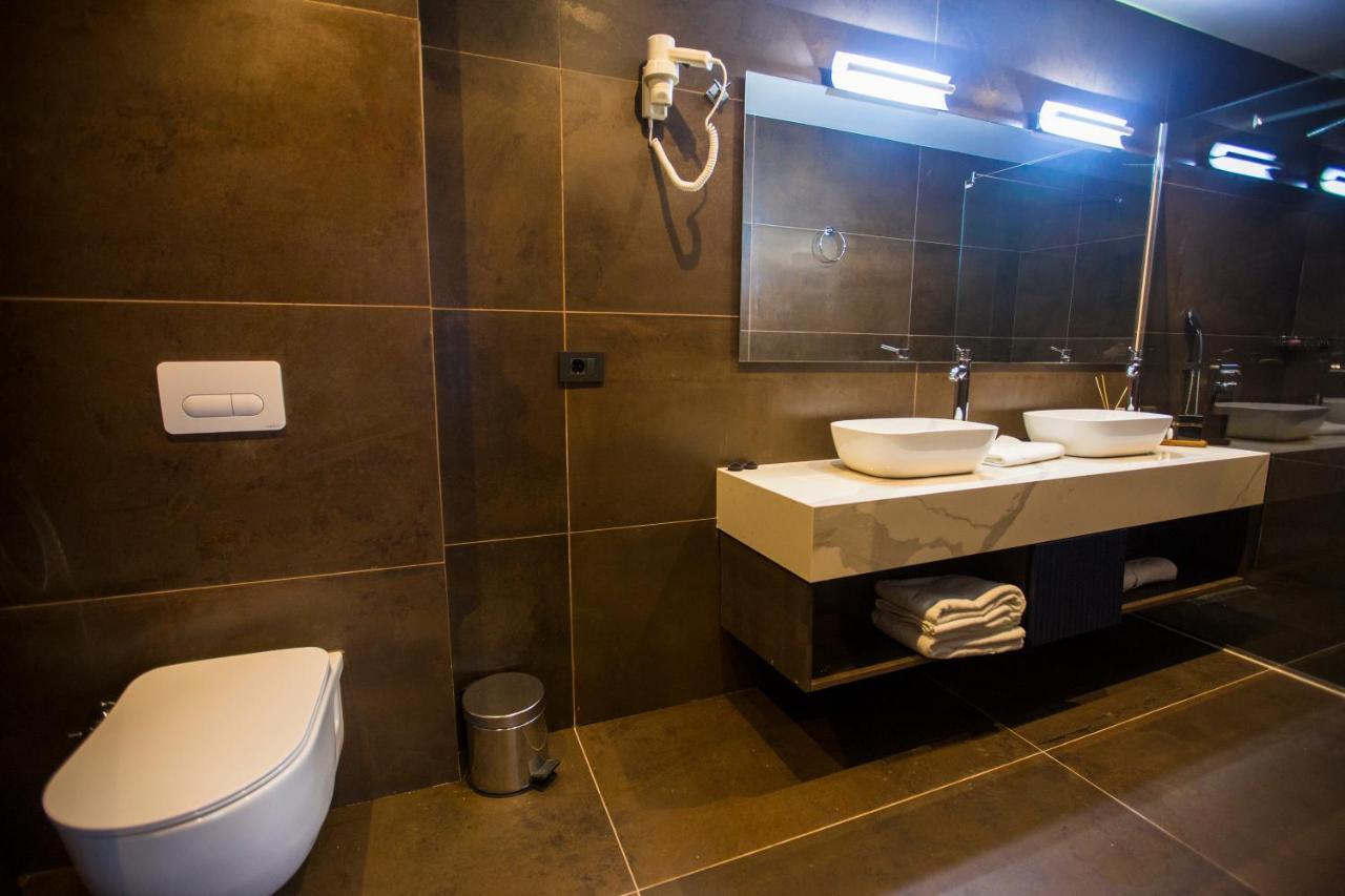 Astoria Luxury & Spa Gjilan Exteriör bild